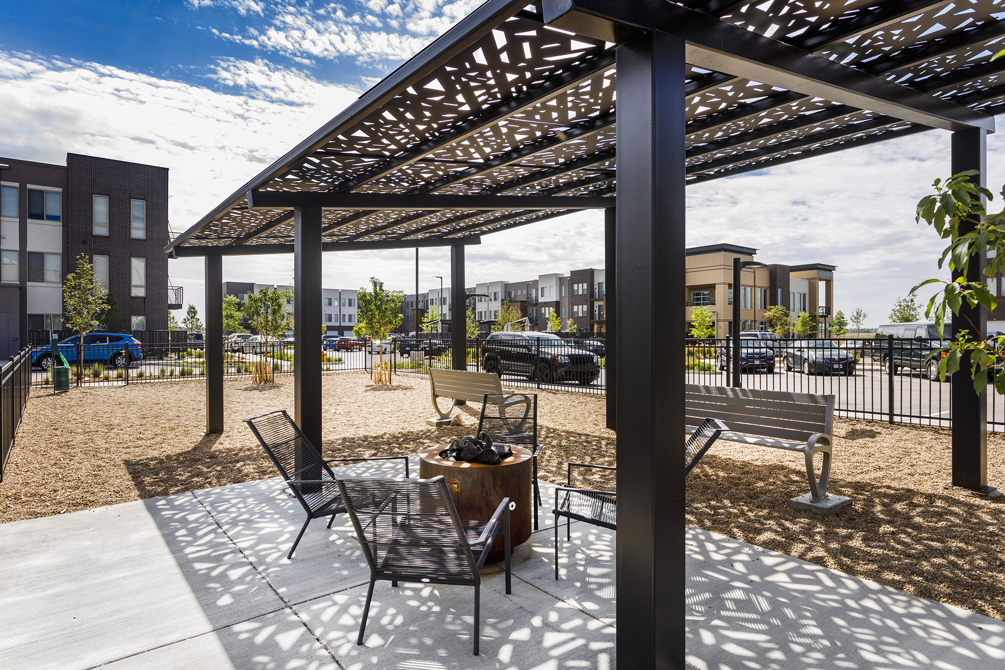 Trelis shade structure with seating
