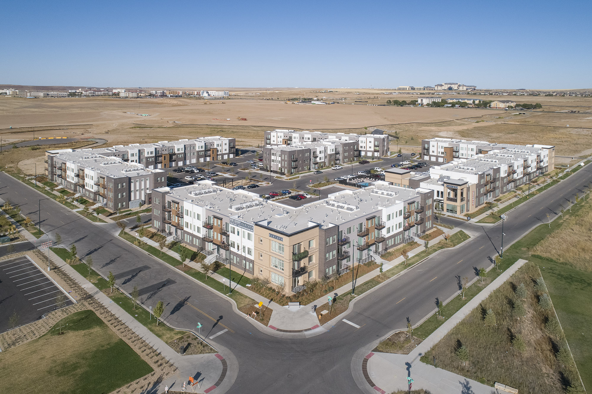 birds evey view of Elevate at Pena Station community