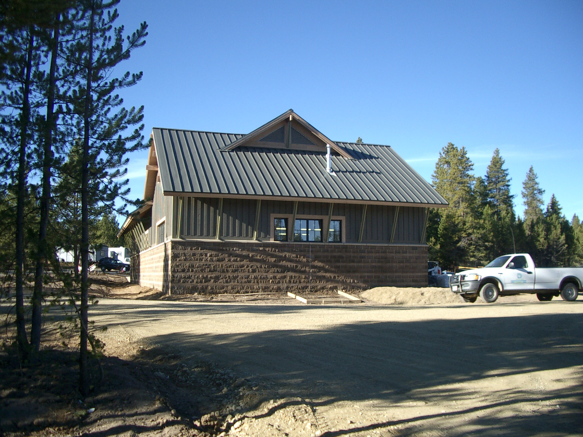 Moffat building from road