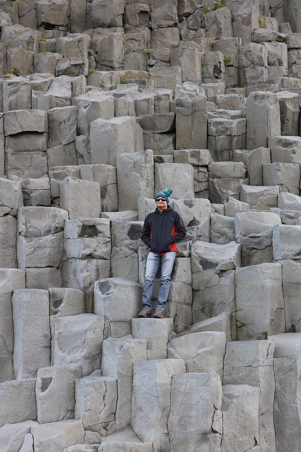 harsh at the reinisfjara columns in iceland