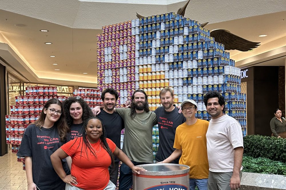 SA_Canstruction_Team Photo_Horizontal